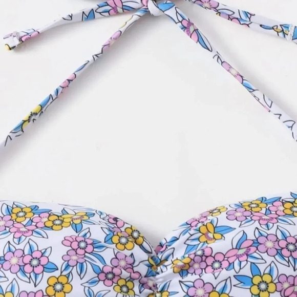 NEW! “Flower Fox” String Bandeau Bikini Top 🌸 - Picture 9 of 11